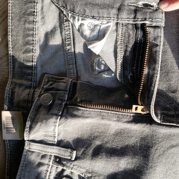 Mens Levi's 30 x 32 - Picture 9 of 9